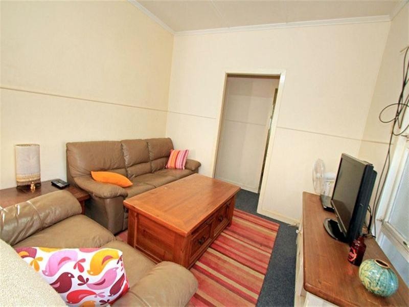 5 Underwood Street, Park Avenue QLD 4701