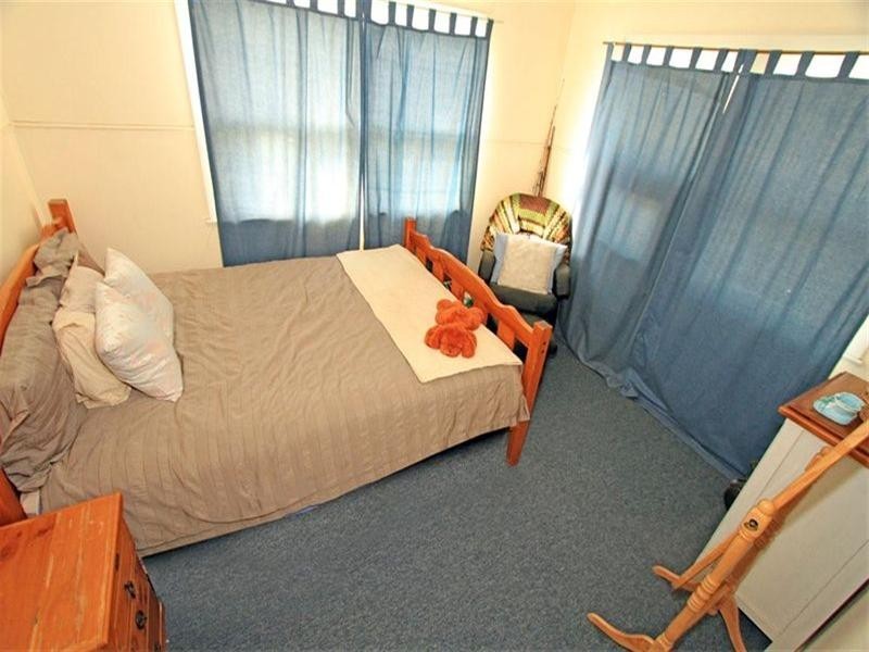 5 Underwood Street, Park Avenue QLD 4701