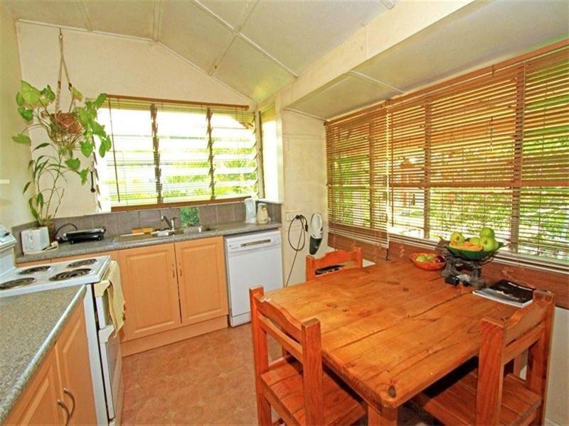 11 Birdwood Street, Wandal QLD 4700