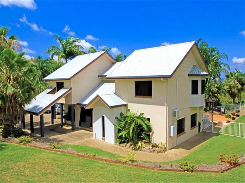 13 Gremalis Drive, Parkhurst QLD 4702