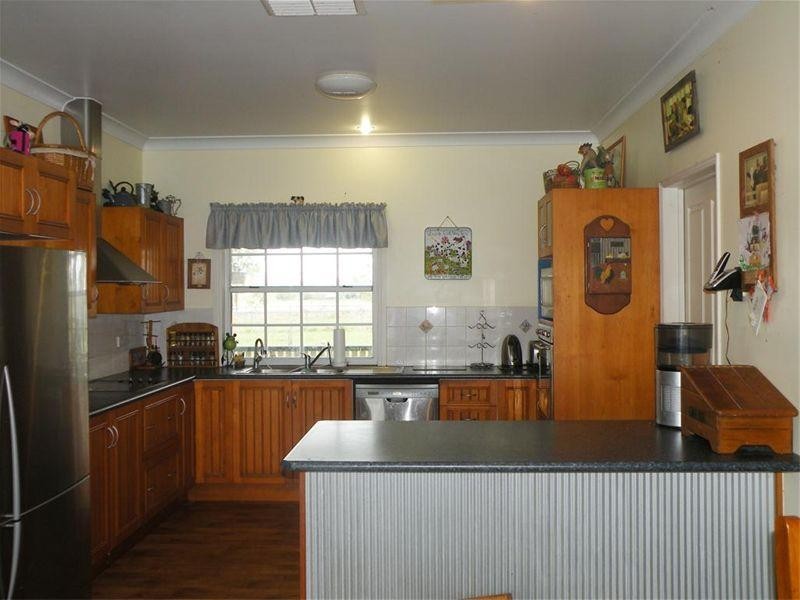 198 Boys Road, Alton Downs QLD 4702