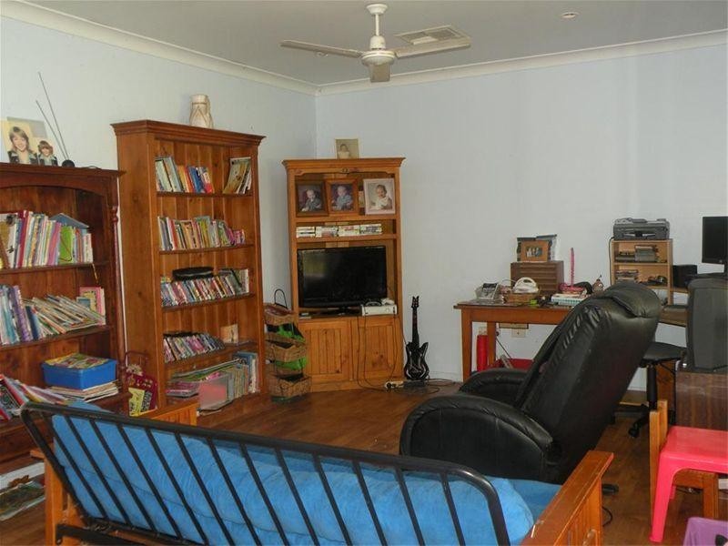 198 Boys Road, Alton Downs QLD 4702