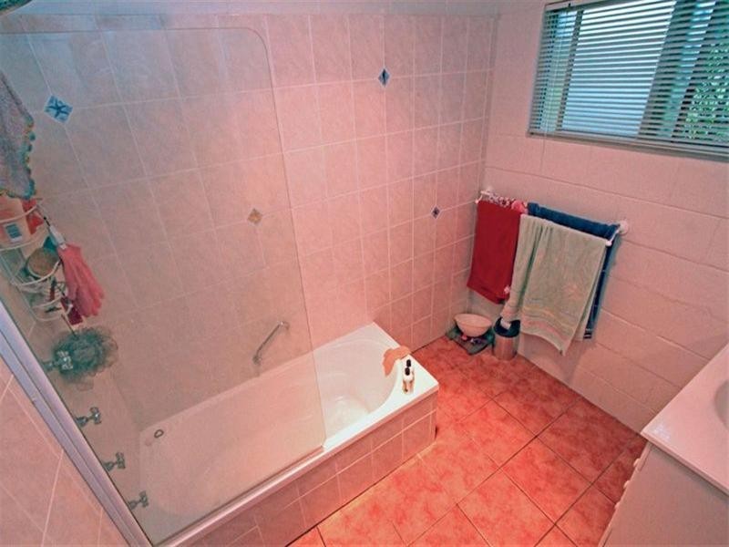 25 James Street, Gracemere QLD 4702