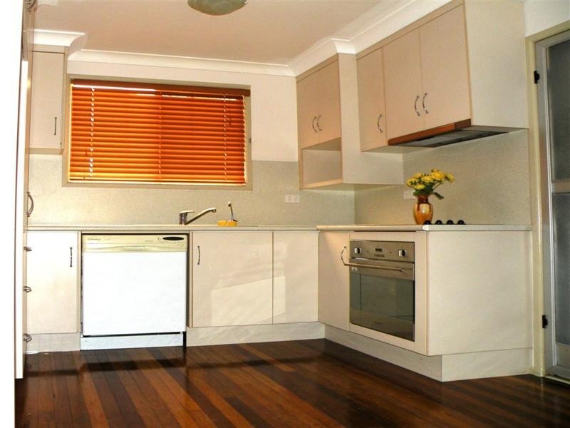 15 DUFFY Street, Kawana QLD 4701