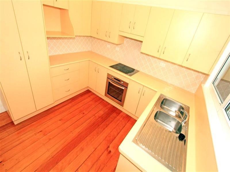 5 Bakara Street, Wandal QLD 4700