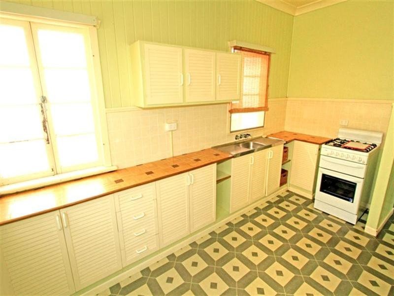 280 Waterloo Street, Berserker QLD 4701