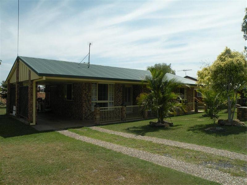 79 Donovan Crescent, Gracemere QLD 4702