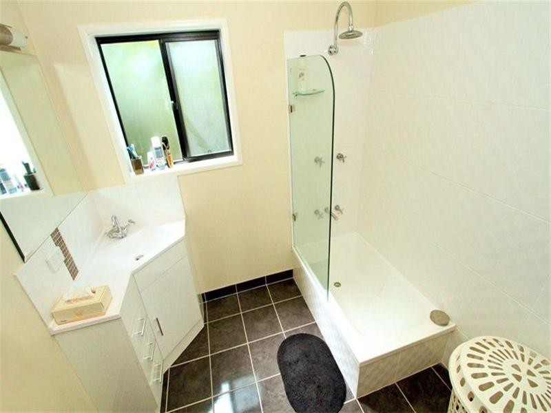 16 Turner Road, Wandal QLD 4700
