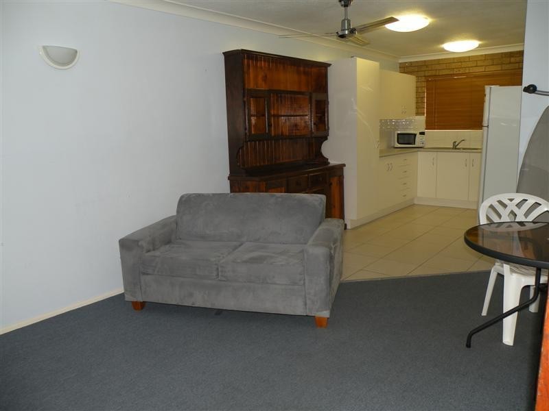 4/200 CANNING Street, Allenstown QLD 4700