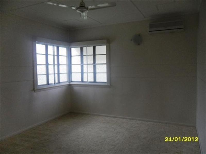 25 WISEMAN Street, The Range QLD 4700