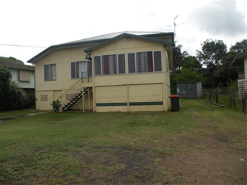 33 Cowap Street, Park Avenue QLD 4701