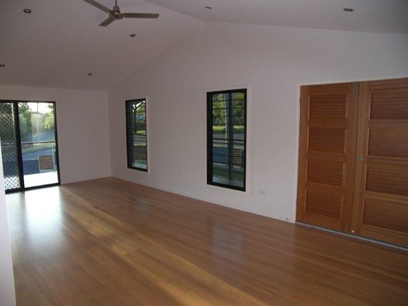 22 Crick Street, Kawana QLD 4701