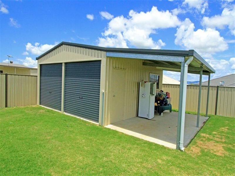 15 Wheeler Avenue, Gracemere QLD 4702