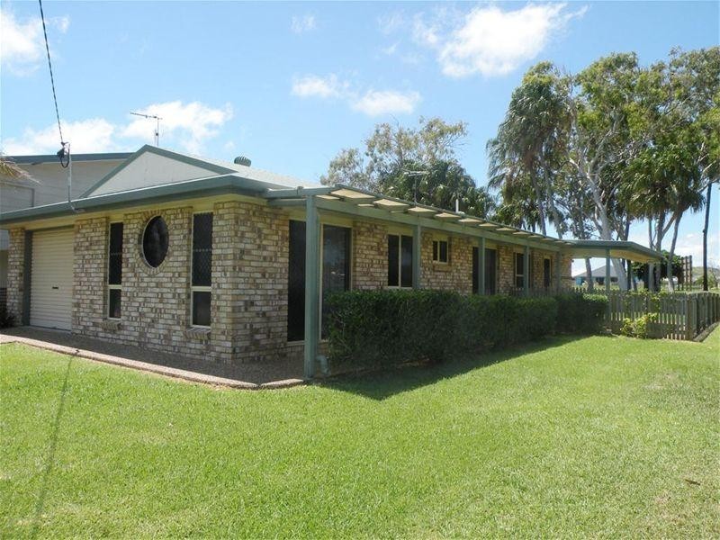 27 Pinnacle Street, Causeway Lake QLD 4703