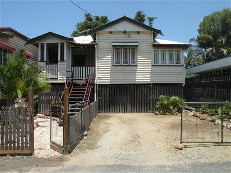 240 Denison Lane, Rockhampton City QLD 4700