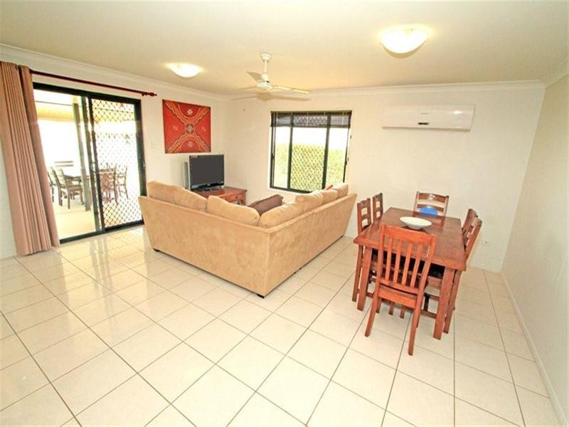 4 Kristin Close, Gracemere QLD 4702