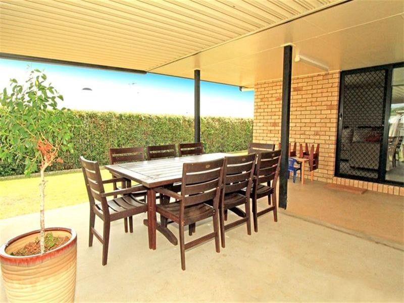 4 Kristin Close, Gracemere QLD 4702