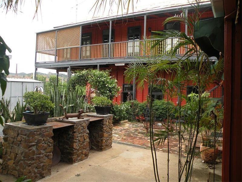 28 Morgan Street, Mount Morgan QLD 4714