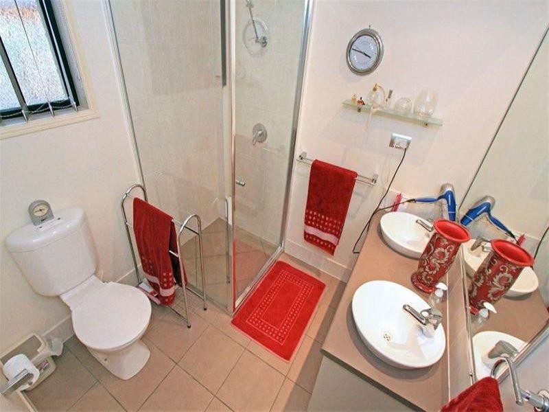 21 Constantia Crescent, Frenchville QLD 4701