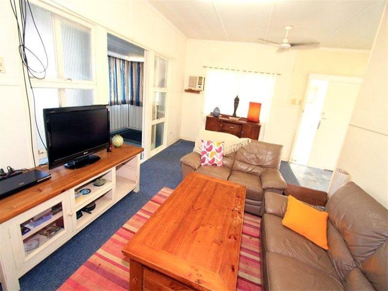 5 Underwood Street, Park Avenue QLD 4701