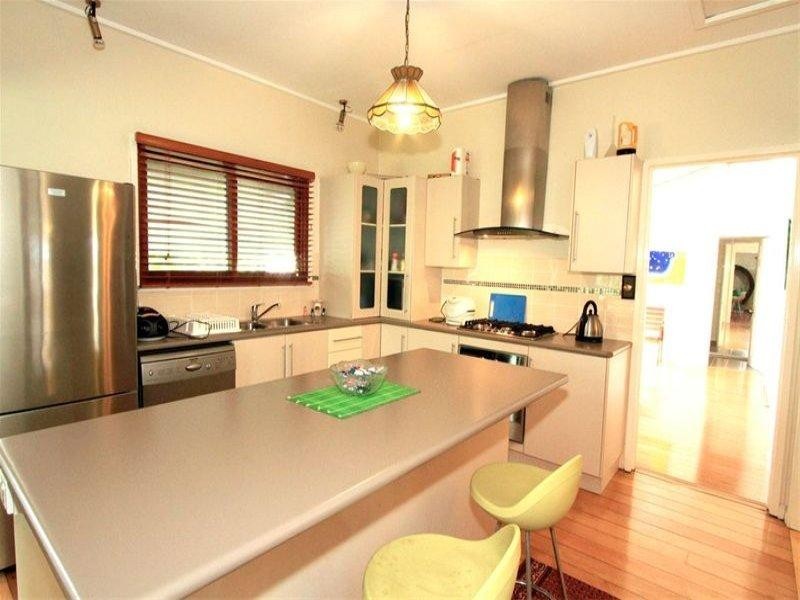 16 Turner Road, Wandal QLD 4700