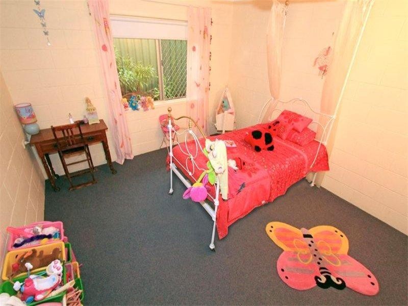 25 James Street, Gracemere QLD 4702