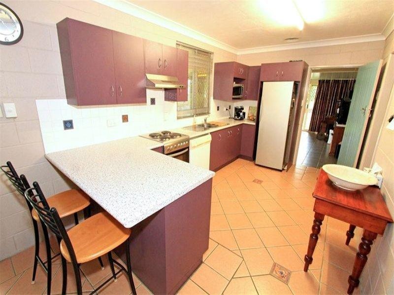 25 James Street, Gracemere QLD 4702