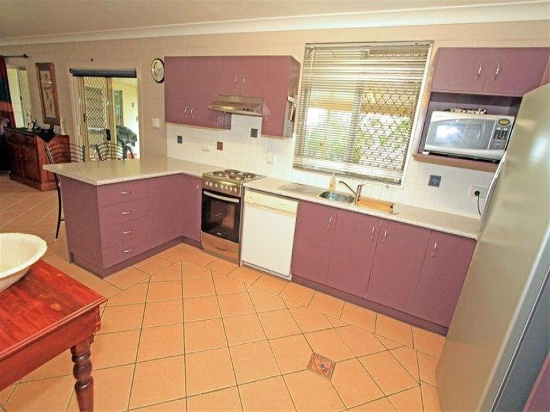 25 James Street, Gracemere QLD 4702