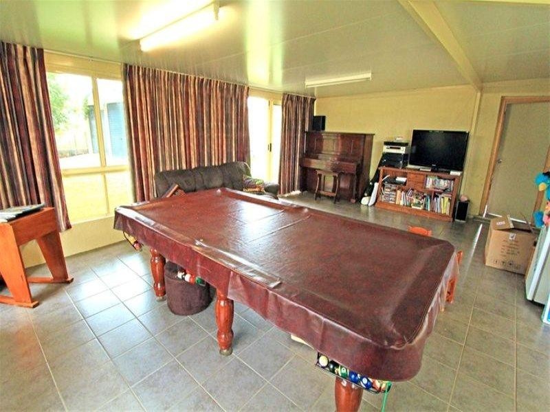 25 James Street, Gracemere QLD 4702