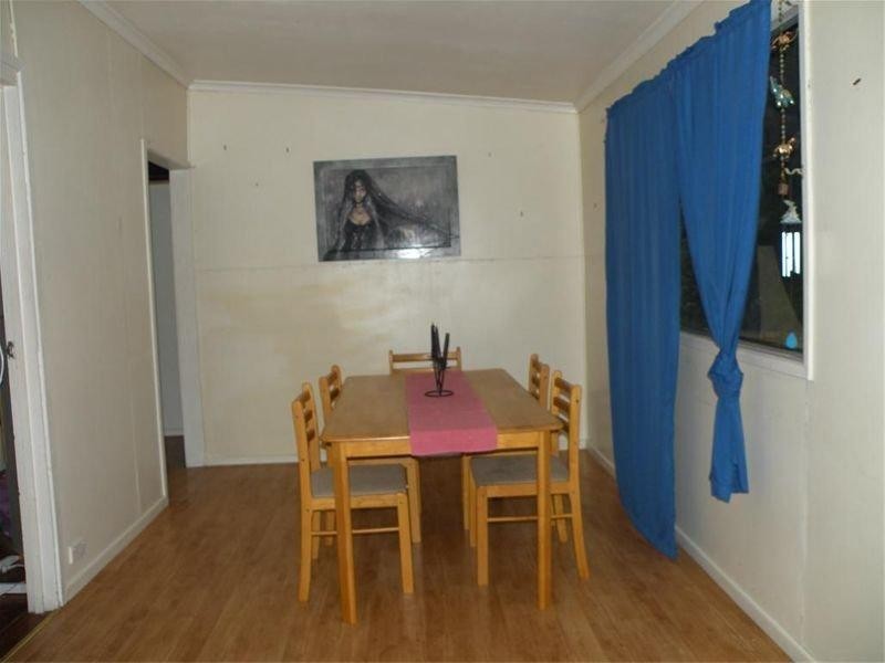 33 Cowap Street, Park Avenue QLD 4701