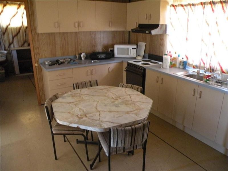 6-10 Pocket Creek Road, Wowan QLD 4702