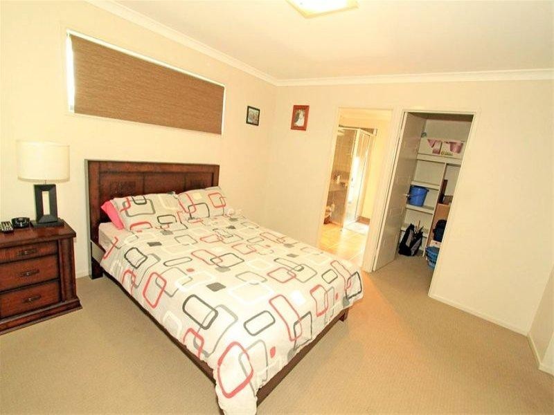 15 Wheeler Avenue, Gracemere QLD 4702