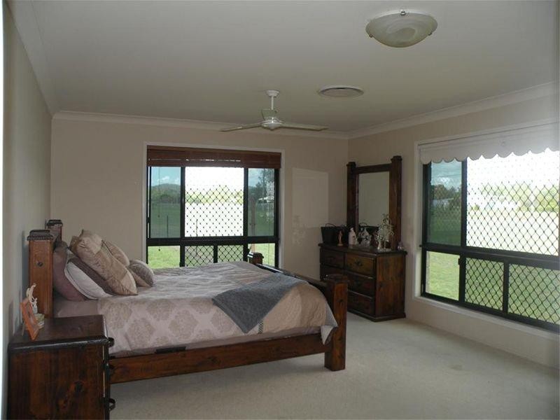 53 Sturt Drive, Glenlee QLD 4711