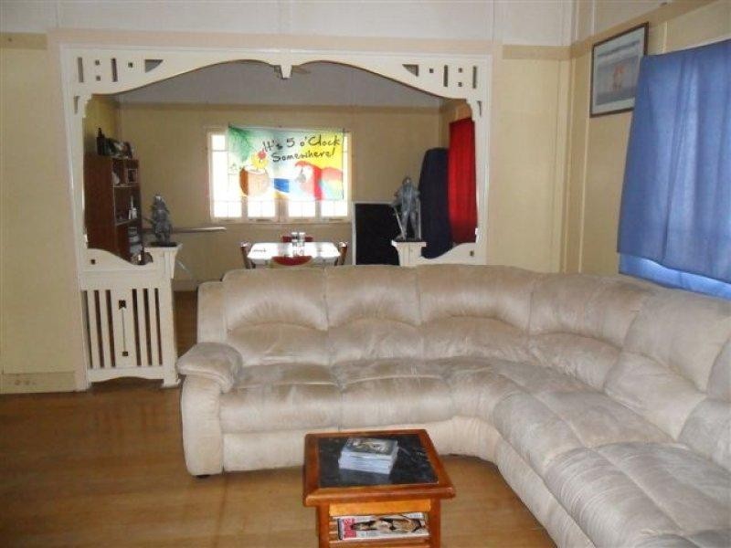 16 Musgrave Street, Berserker QLD 4701