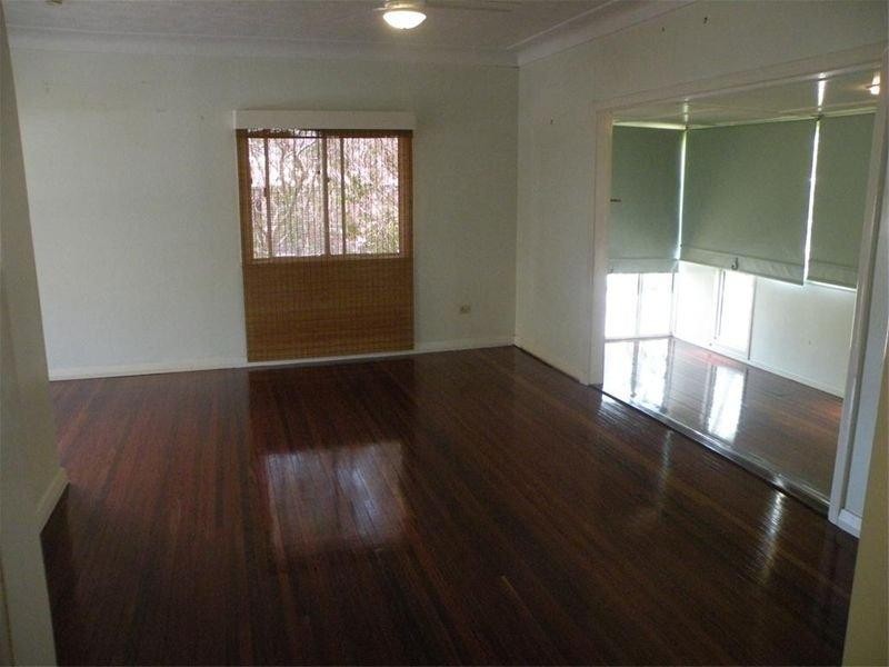 99 High Street, Berserker QLD 4701