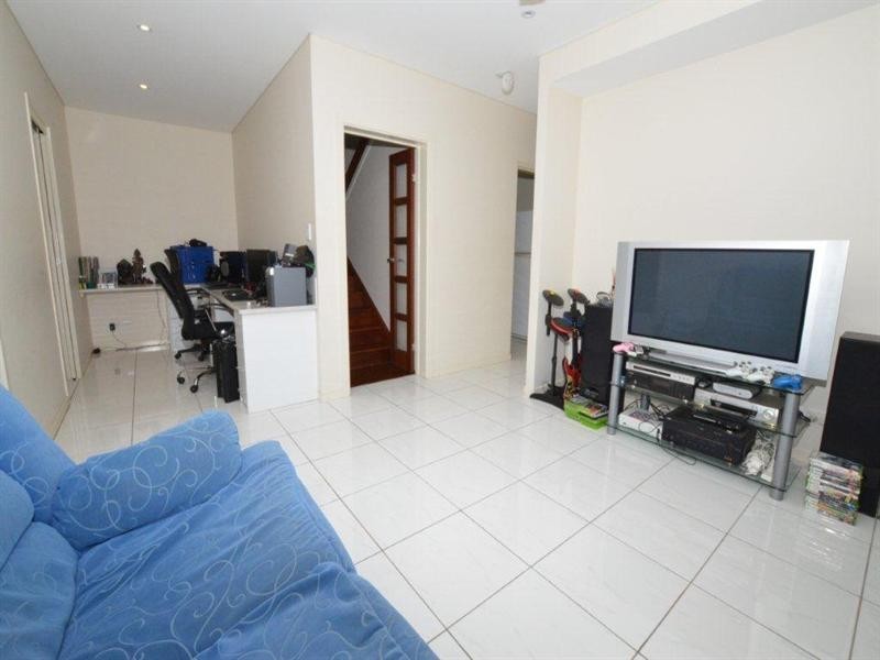 10 McRae Place, Frenchville QLD 4701