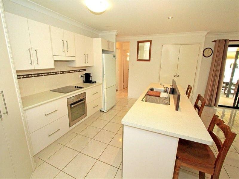 4 Kristin Close, Gracemere QLD 4702