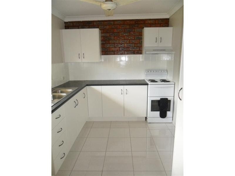 2/137 Talford Street, Allenstown QLD 4700