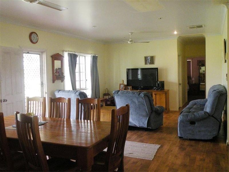 198 Boys Road, Alton Downs QLD 4702