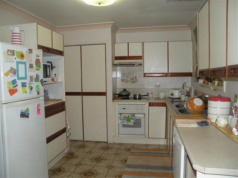 9 Harriette Street, Park Avenue QLD 4701