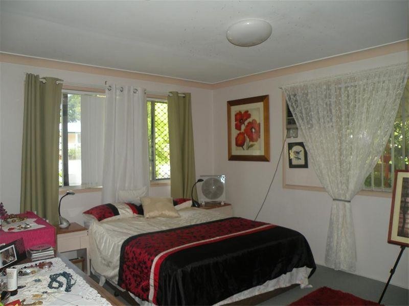 9 Harriette Street, Park Avenue QLD 4701