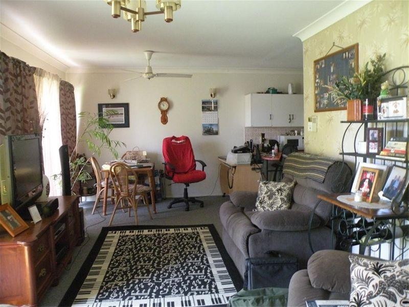 9 Harriette Street, Park Avenue QLD 4701