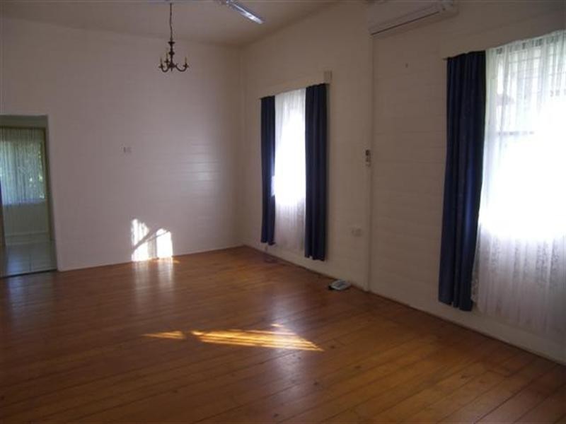 99 Wood Street, Depot Hill QLD 4700