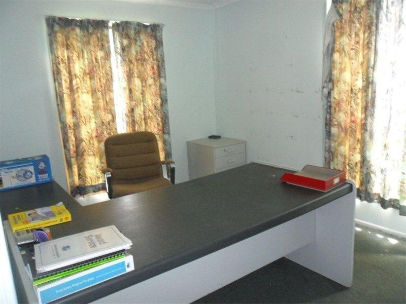 Cnr Apron Drive & Canoona Road, West Rockhampton QLD 4700