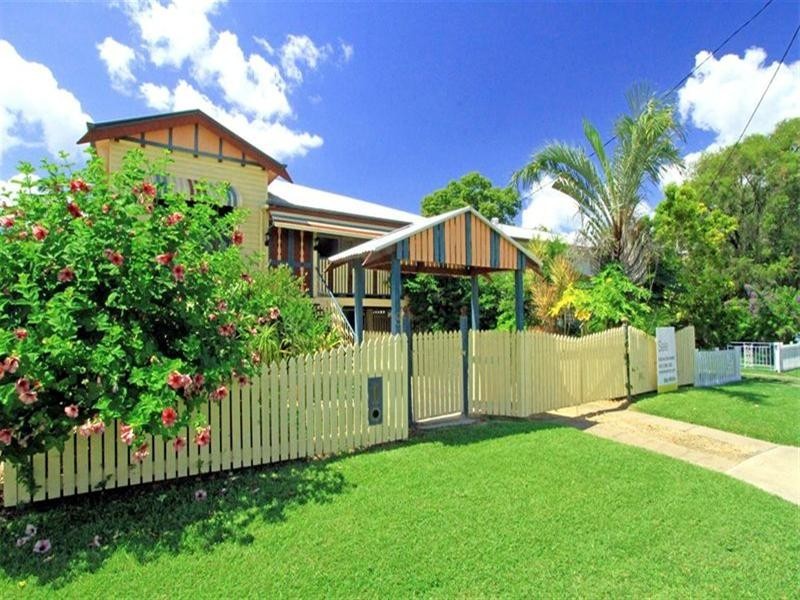 8 Curtis Street, Wandal QLD 4700