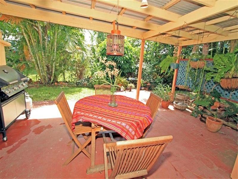 8 Curtis Street, Wandal QLD 4700