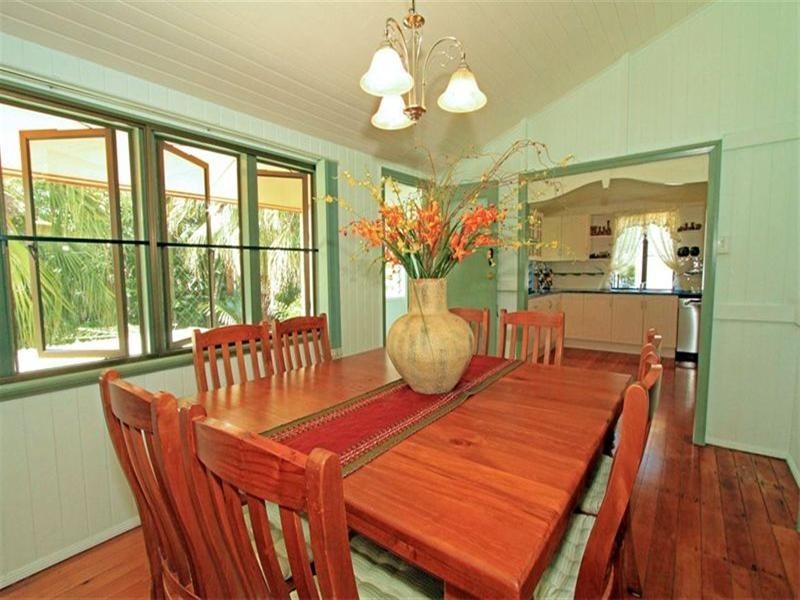 8 Curtis Street, Wandal QLD 4700