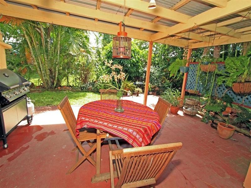 8 Curtis Street, Wandal QLD 4700