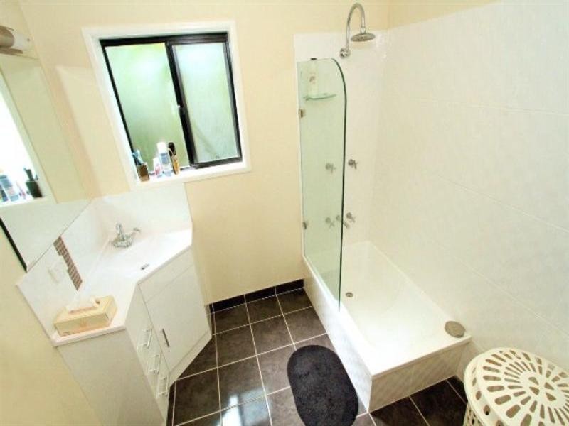 16 Turner Road, Wandal QLD 4700