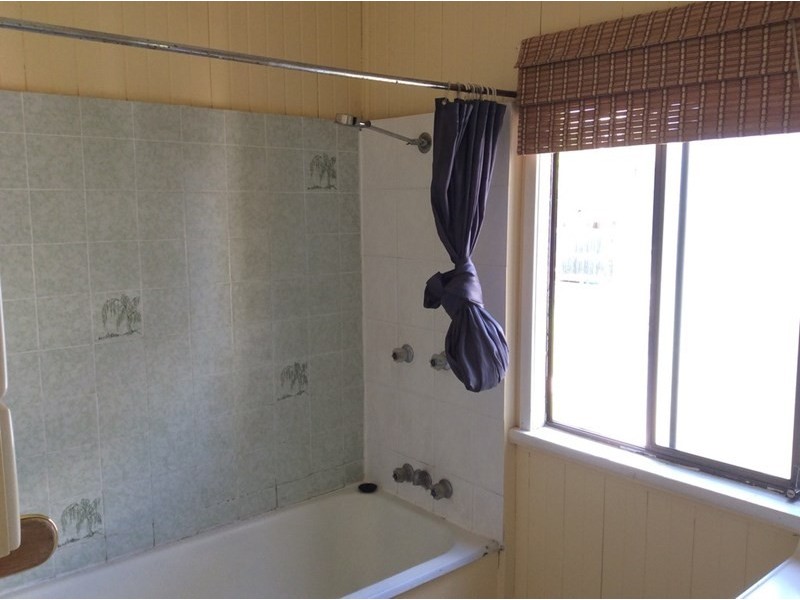 290 Waterloo Street, Berserker QLD 4701